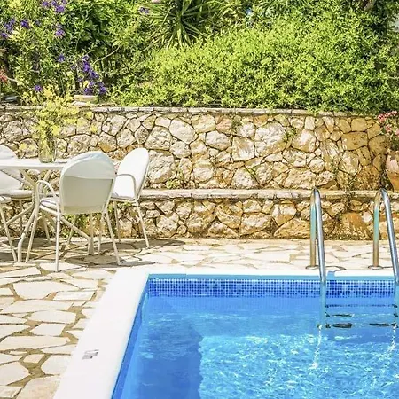 Villa Kato Kateleios Sleeps 6 Pool Air Con Wifi *