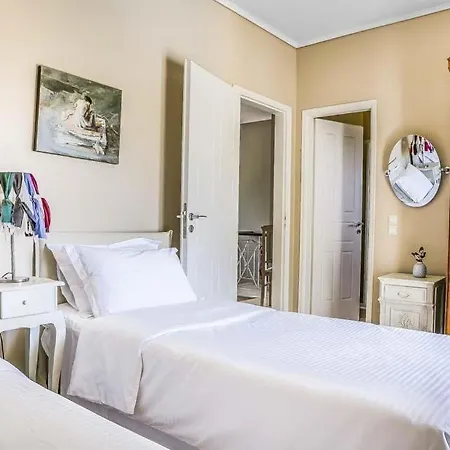 Kato Kateleios Sleeps 6 Pool Air Con Wifi Mavrata